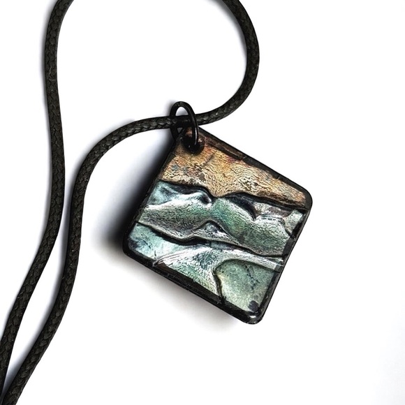 5 For $25💫Cray Cray Alternative Metallic Pendant Necklace - Picture 3 of 4